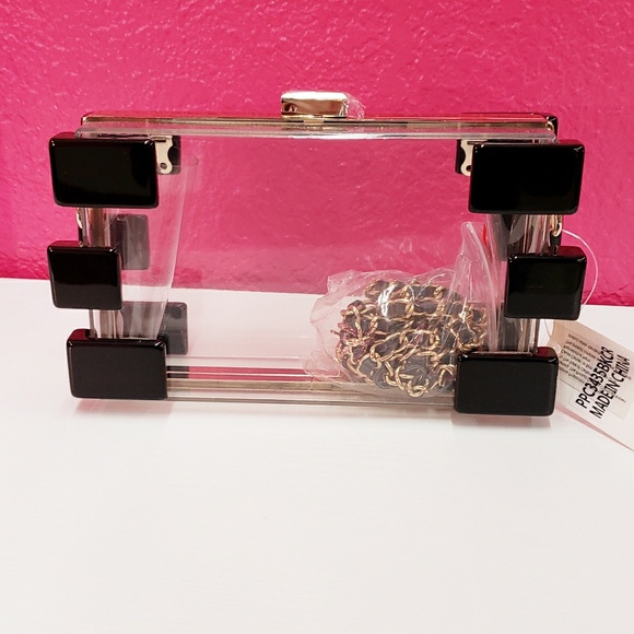 3am Forever® Handbags - Acrylic Double Chain Clear Clutch bag NWT 🔥🔥